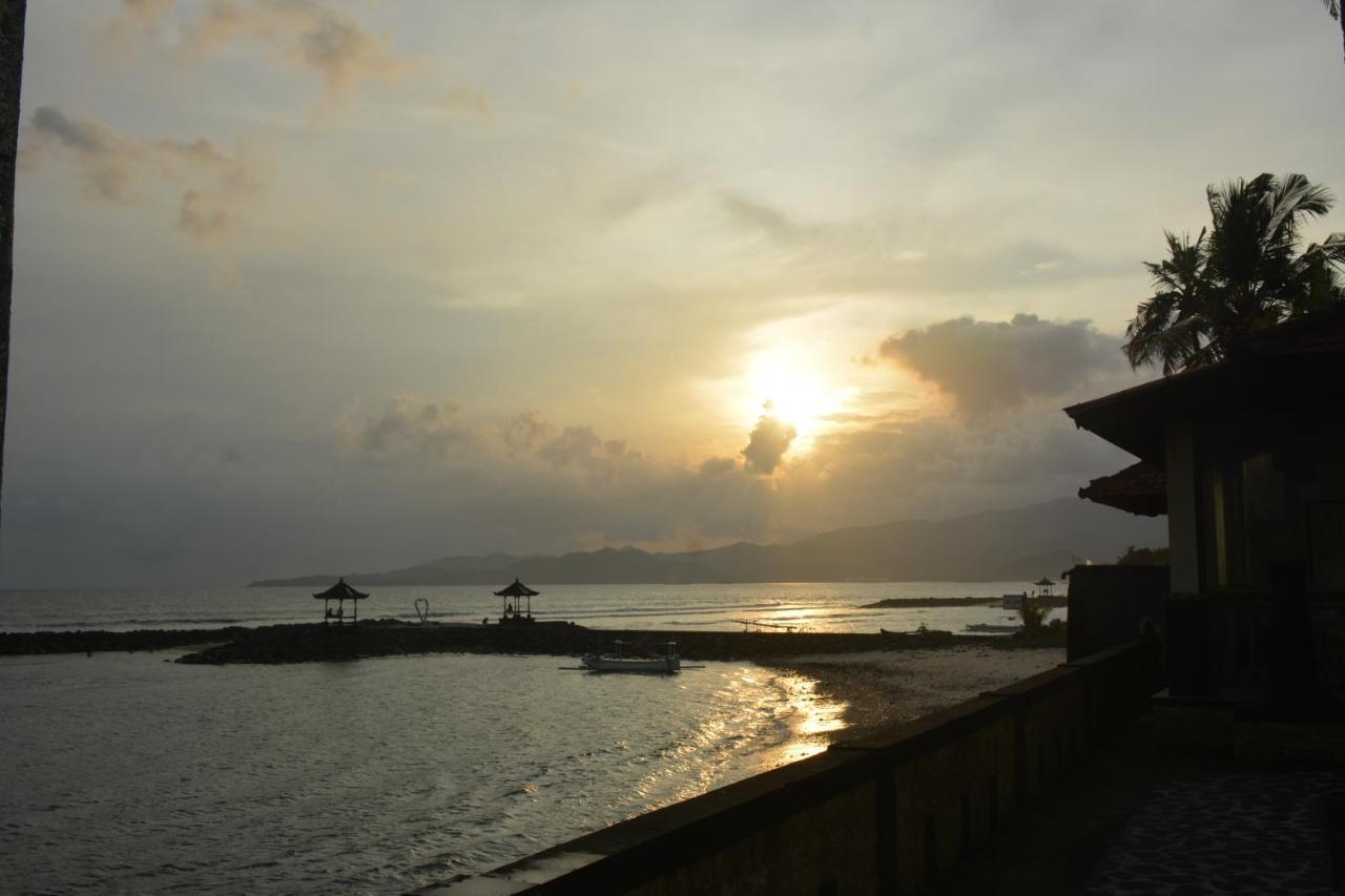 Segara Wangi Beach Cottages จันดีดาซา ภายนอก รูปภาพ
