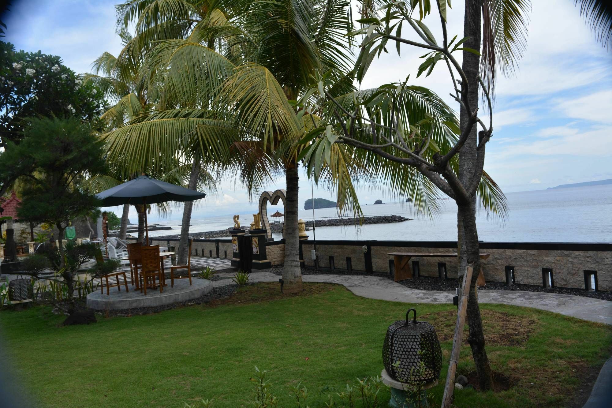Segara Wangi Beach Cottages จันดีดาซา ภายนอก รูปภาพ