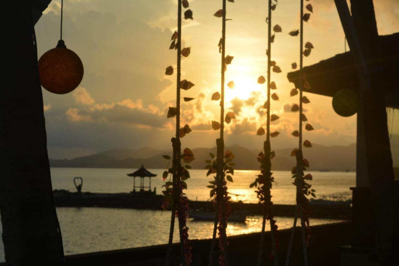 Segara Wangi Beach Cottages จันดีดาซา ภายนอก รูปภาพ